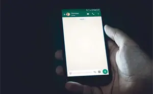 ¿Cómo chatear con LuzIA, la inteligencia artificial de WhatsApp?