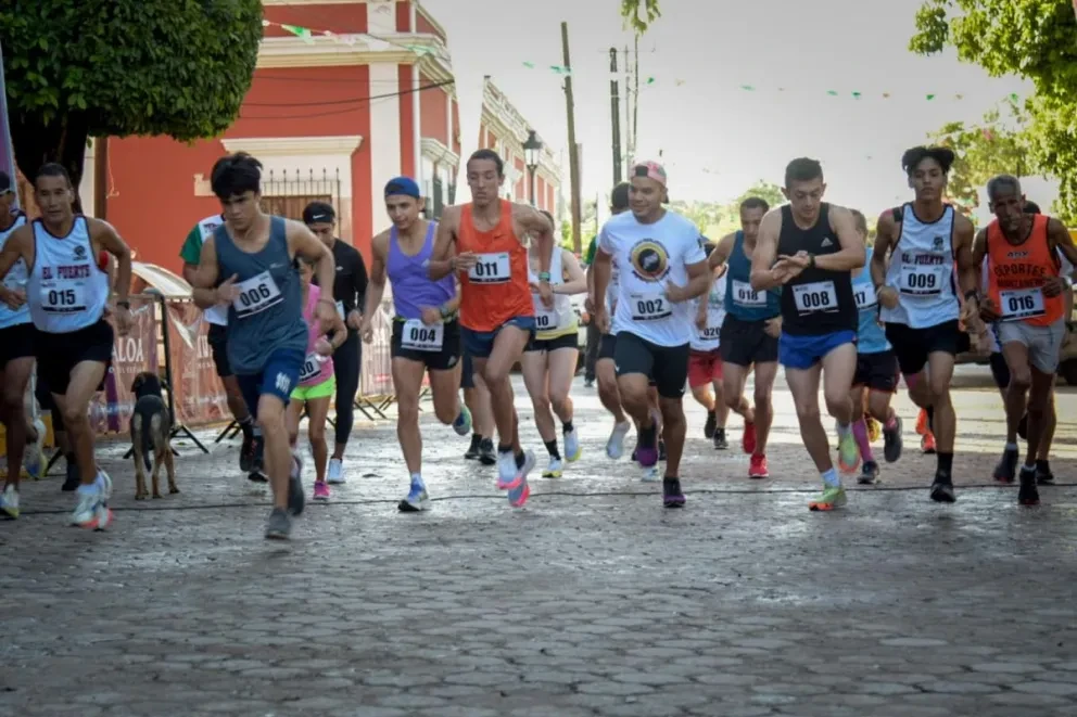 Invitan a la Carrera de Independencia en la cabecera municipal de El Fuerte. Foto: Cortesía