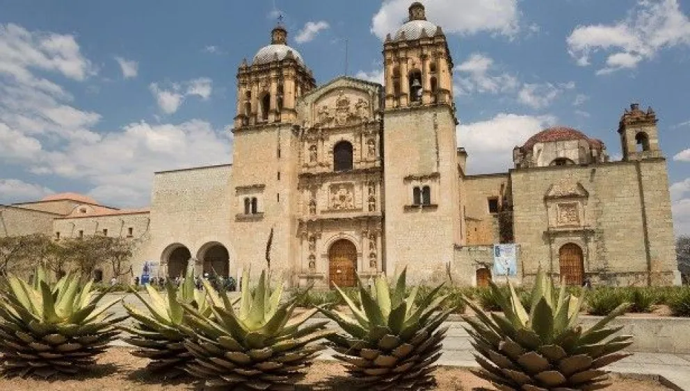 Oaxaca y Guanajuato a tan solo una hora de distancia
