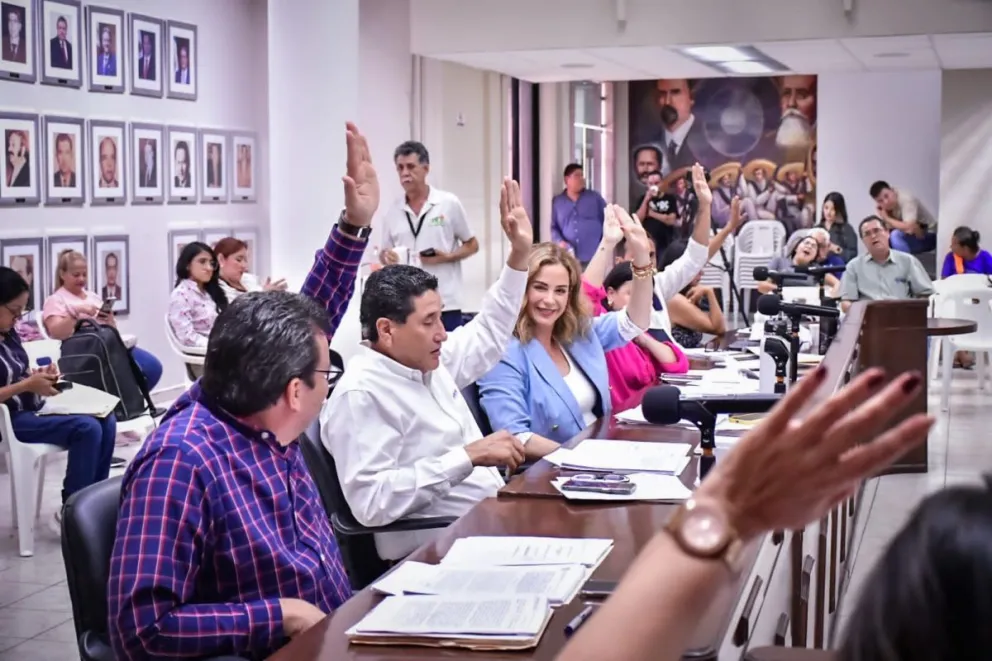 Cabildo de Mazatlán otorgará el premio al mérito femenino 2023, “Profa. Agustina Monterde Lafarga” a Dolores Santos Rivera.