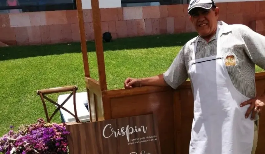 Chuy Crispín, el emprendedor que con tacos ha alimentado su legado desde 1967