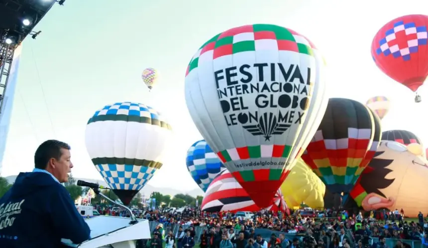  El Festival Internacional del Globo se realiza en el parque Metropolitano de León, Guanajuato. Foto: Cortesía