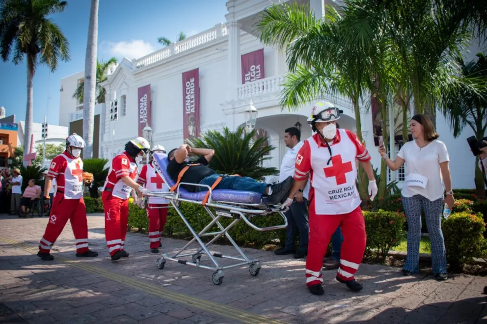 Protección Civil Culiacán realiza simulacro con la participación de más de 500 personas
