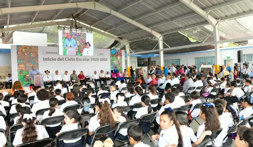 Calendario por estado para realizar el registro para recibir la Beca Benito Juárez 2023. Foto: Cortesía