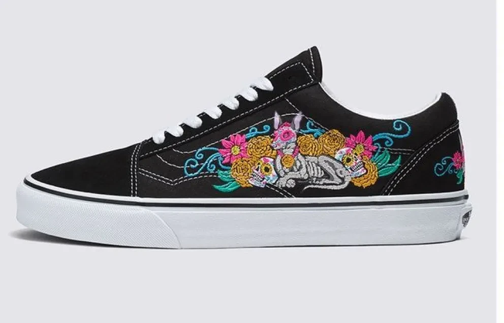 VANS ya sacó su nueva colección de tenis por el Día de Muertos 2023