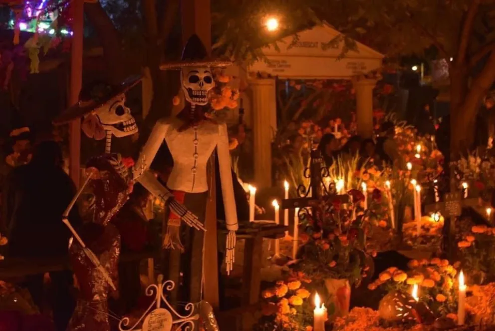 Cómo se celebra el Día de Muertos en Michoacán.