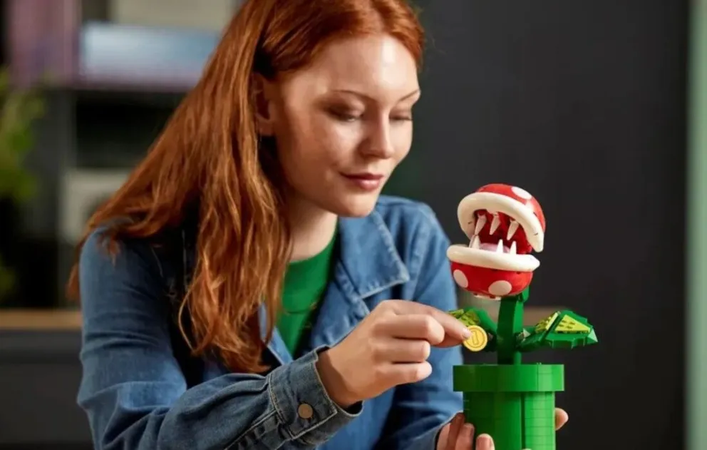 La planta piraña de Super Mario estará disponible en una figura de LEGO conformada por 540 piezas. Foto: LEGO