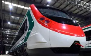 El tren interurbano México-Toluca registró 115 mil pasajeros en su primer fin de semana
