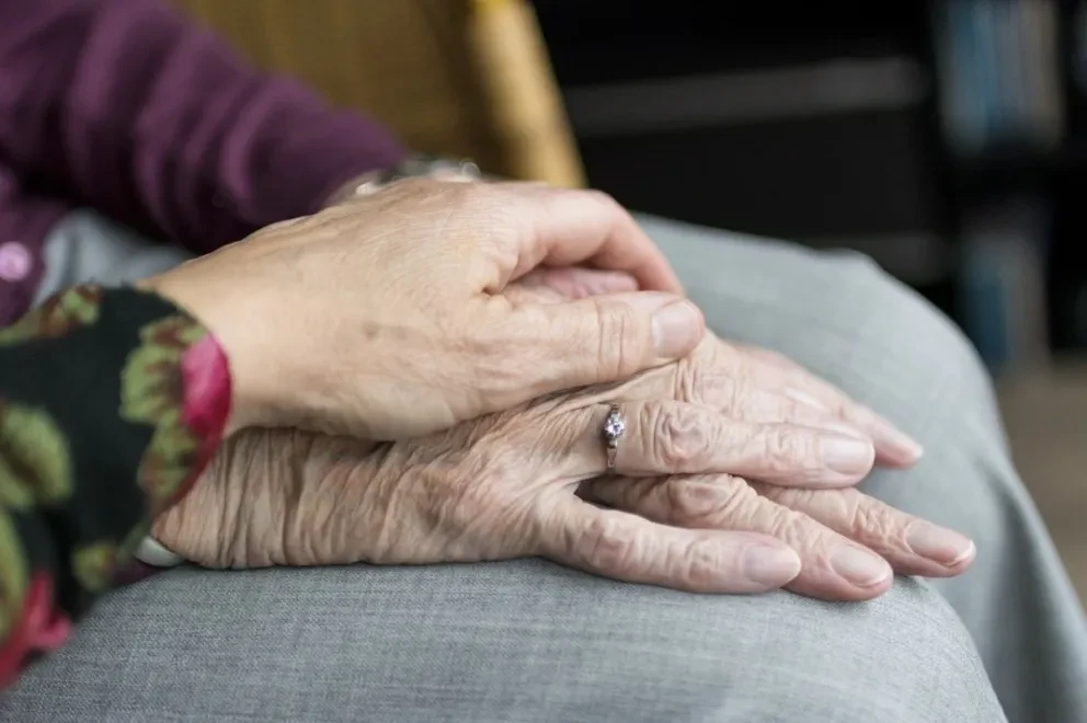 ¿Cómo identificar síntomas del Alzheimer a tiempo según el IMSS?