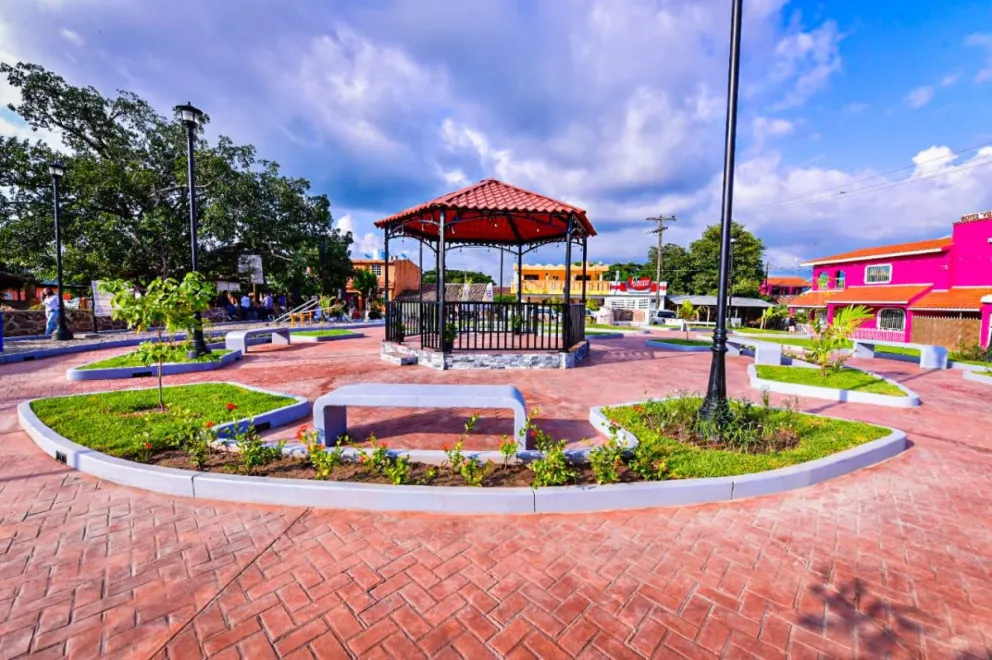 Quedó linda la nueva plazuela de Veranos, Mazatlán.