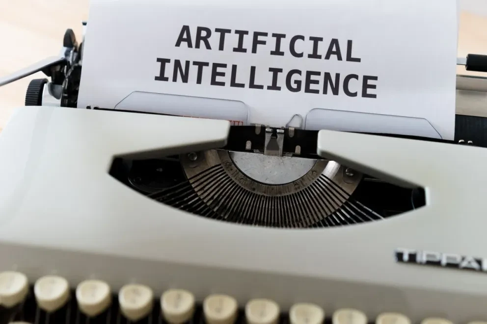 Enigma y la Inteligencia Artificial. Foto: Markus Winkler