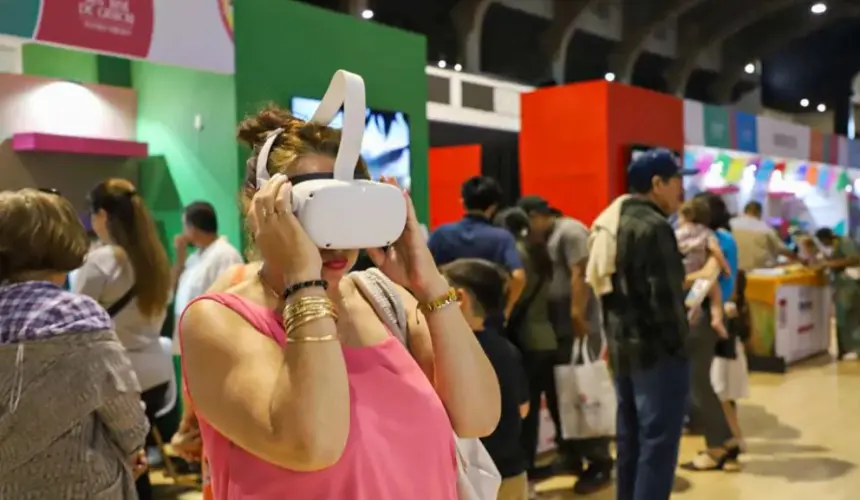 La realidad virtual acerca a posibles turistas a los Pueblos Mágicos de Puebla. Foto: Cortesía