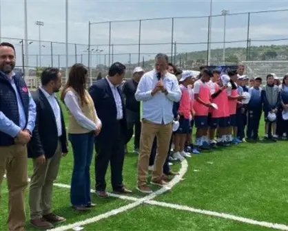 Rehabilitan canchas de futbol en Las Joyas, Guanajuato