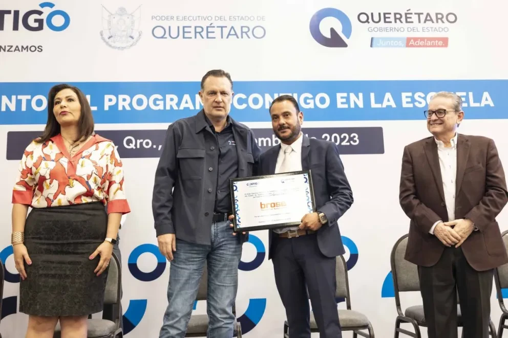 Darán mantenimiento constante a través del programa Contigo, en la Escuela en Querétaro. Foto: Cortesía