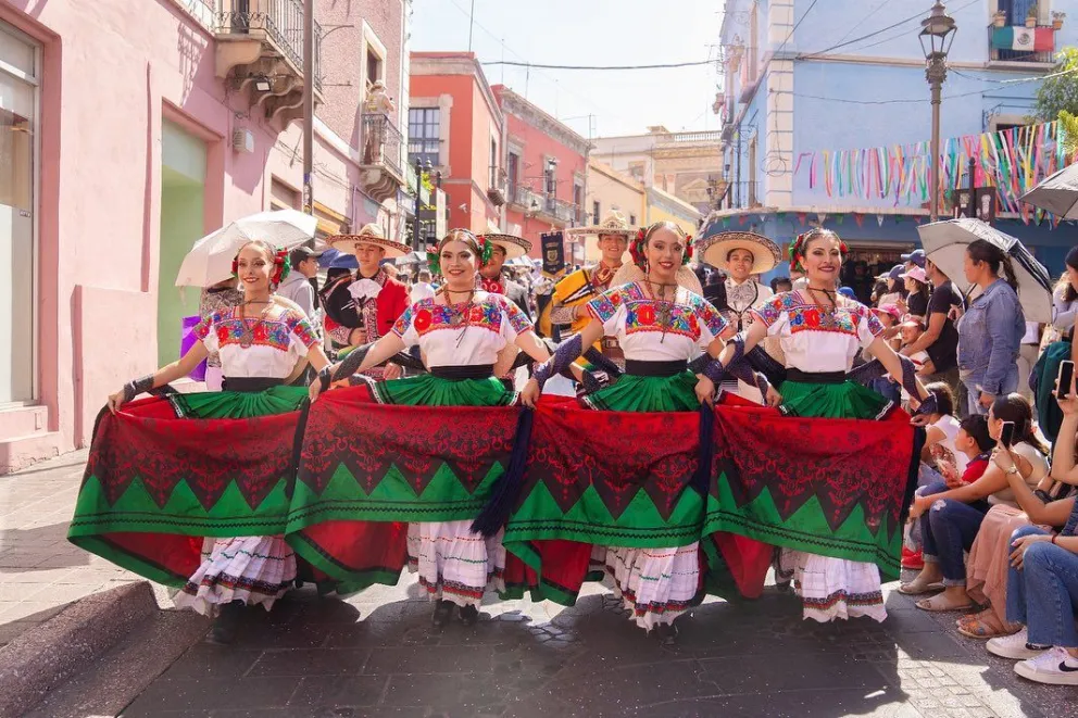 Toma de la Alhóndiga de Granaditas; asi se vivó el desfile en Guanajuato donde recordaron a El Pípila 