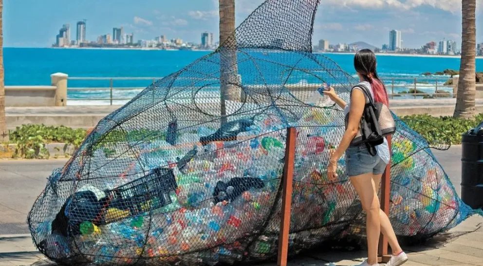 El acopio de plásticos en parques ayuda a aligerar la contaminación urbana