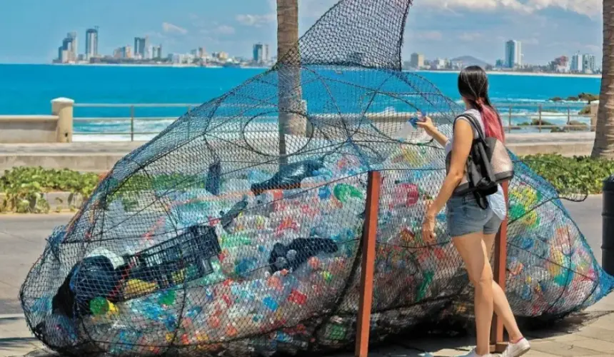 El acopio de plásticos en parques ayuda a aligerar la contaminación urbana