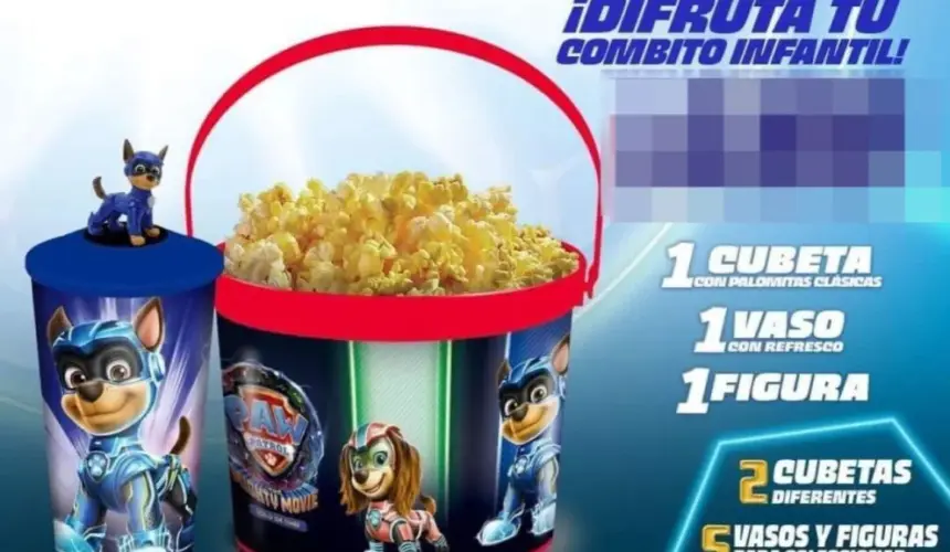 Vasos de colección y cubeta palomera de Paw Patrol en Cinemex. Foto: Cortesía