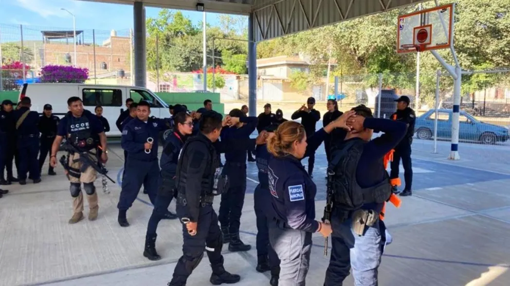 61 elementos de policías municipales de diversos municipios de Puebla recibieron la capacitación para mejorar sus habilidades. Foto: Cortesía