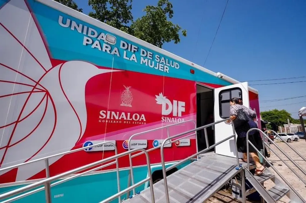Llega la Unidad de Salud para la mujer a Villa Juárez para prevenir el cáncer