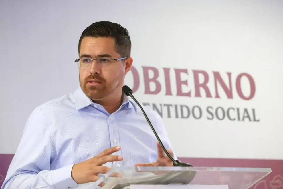 Secretario de Salud, Dr. Cuitláhuac González Galindo.