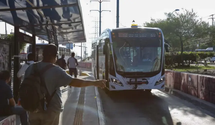 Nuevas unidades de transporte público en Querétaro para la ruta T03. Foto: Cortesía