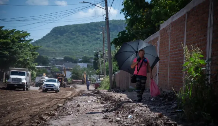 Con este tipo de obras mejora la infraestructura vial de la ciudad y proporciona a los ciudadanos vías de tránsito más seguras y cómodas.  