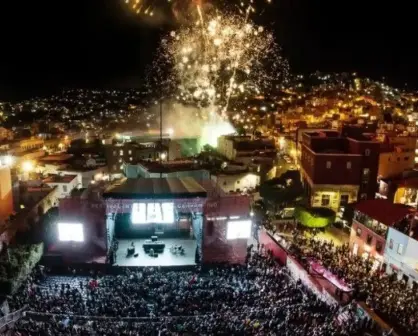 Gran afluencia turística en el primer fin de semana del Festival Internacional Cervantino