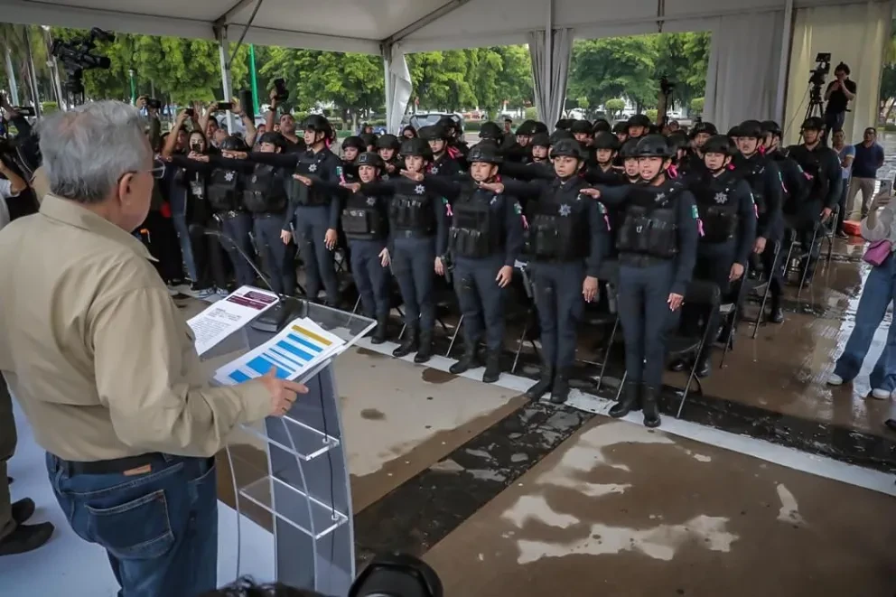 La Unidad se integra fundamentalmente por mujeres policías altamente capacitadas, y cuentan con equipamiento táctico y tecnología de vanguardia
