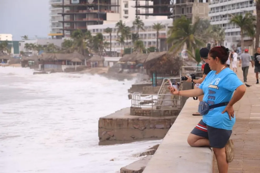 ¿Habrá clases en escuelas de Sinaloa este lunes tras impacto de huracán Norma? SEPYC responde