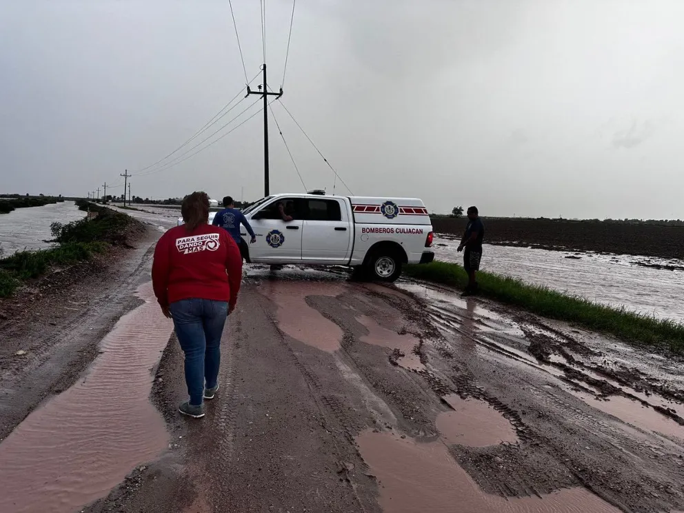 PREVENCIÓN. Evacuan a pobladores de Costa Rica y Limón de los Ramos por desbordamiento de un dren y arroyo