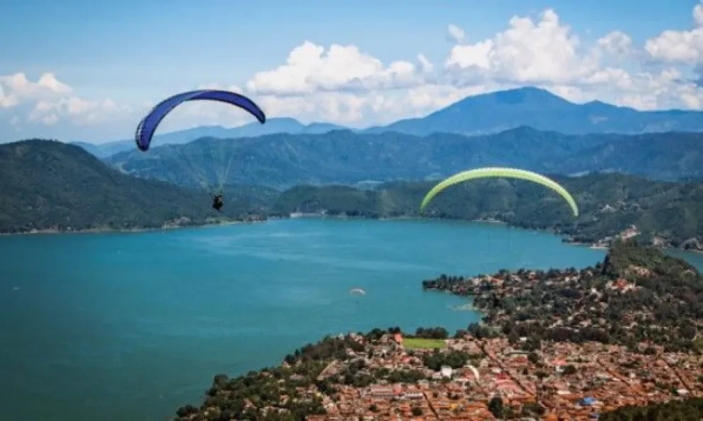Valle de Bravo: Un cielo abierto para el Parapente
