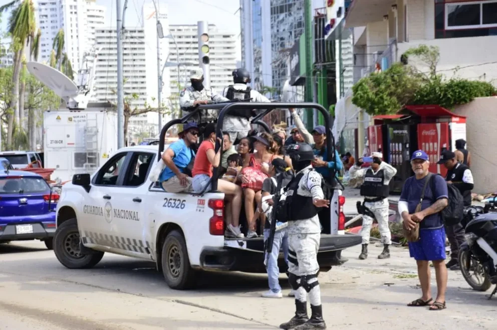 Acapulco saqueado y destruido.