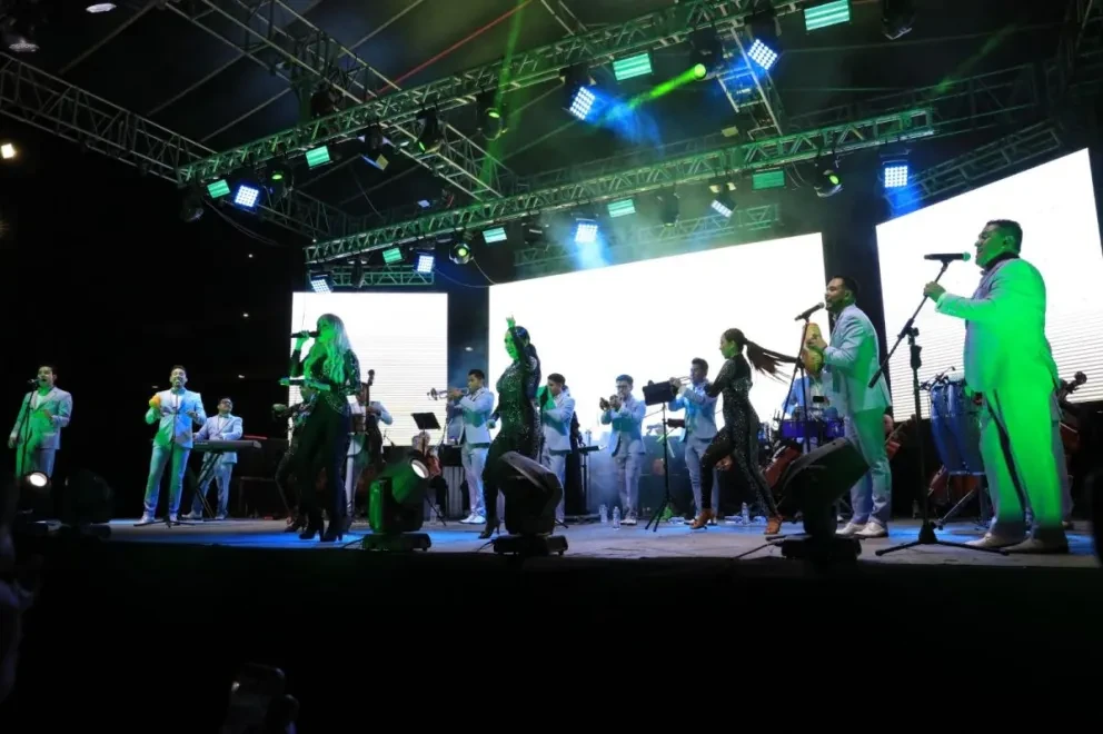 Con un espectáculo la Sonora Santanera y la Orquesta Sinfónica Sinaloa clausuran Festival Cultural Sinaloa 2023.