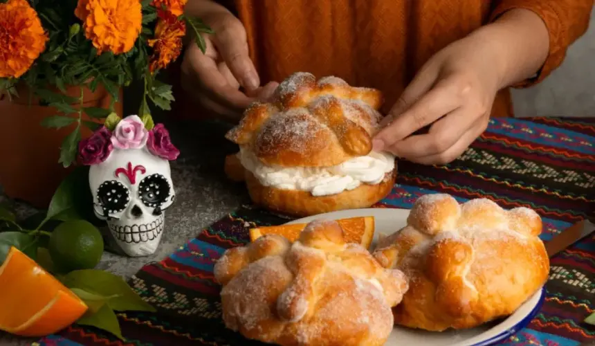 La Feria de Pan de Muerto en la alcaldía Venustiano Carranza, en la CDMX, es un evento totalmente familiar. Foto; Freepik