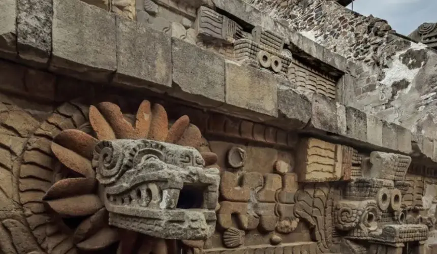 El objetivo de la campaña es reunir fondos para instalar una cubierta que protegerá parte de la pirámide en Teotihuacan. Foto: INAH