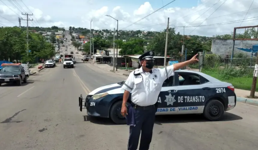 Elementos de tránsito en las calles de Culiacán, Sinaloa.