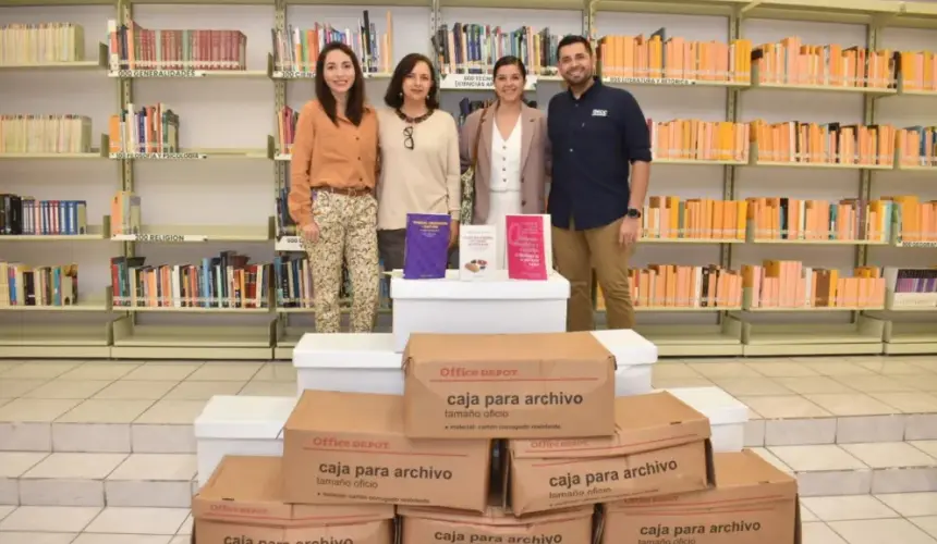 Más de 500 libros donó el Jardín Botánico de Culiacán a la biblioteca “Rosa María Peraza”.