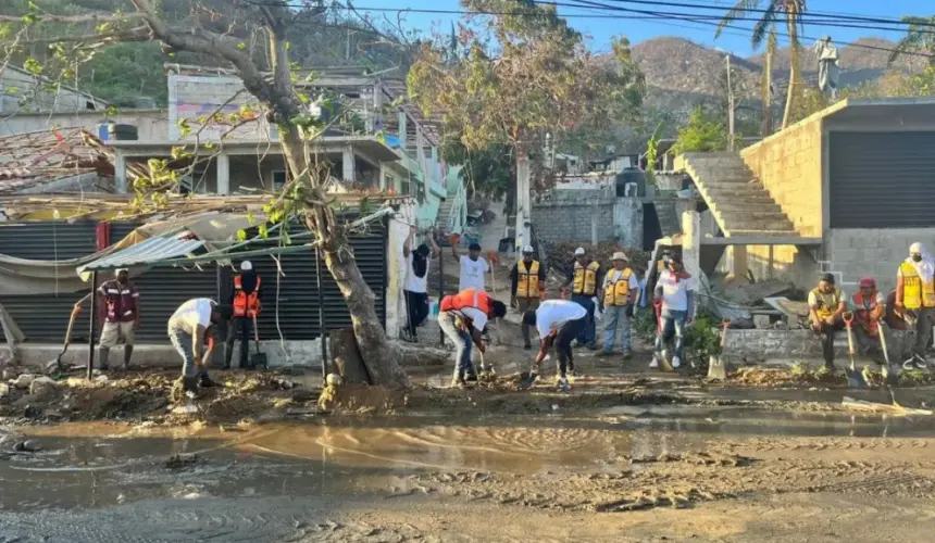 SAT ofrece facilidades para donatarias que apoyen a afectados por Otis.