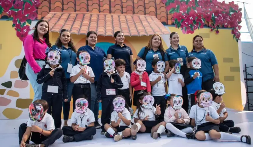 Niños y niñas de las escuelas de Culiacán visitan la FIL 