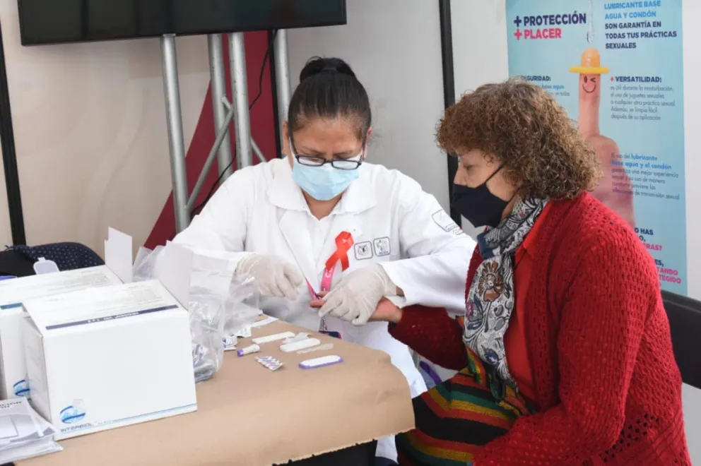 Feria de la Salud en CDMX; harán pruebas gratis de detención de cáncer de mamá, próstata, diabetes y más.