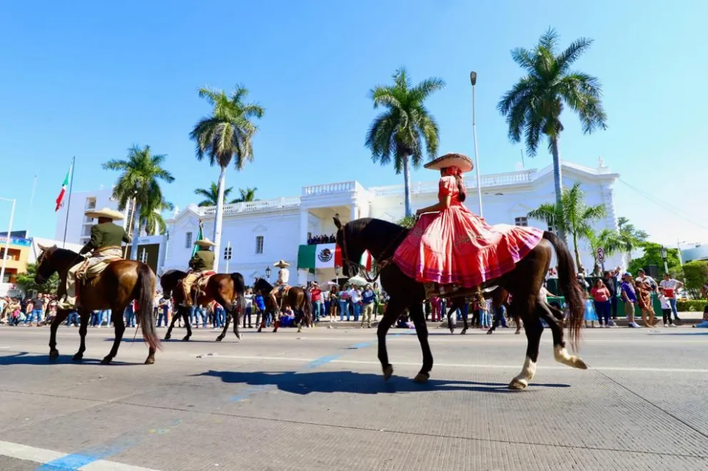 Así fuel el desfile cívico militar por el CXIII Aniversario de la Revolución Mexicana en Culiacán
