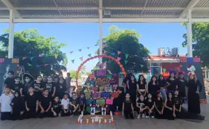 Con un Festival Cultural los niños de la Primaria recuerdan a sus muertos