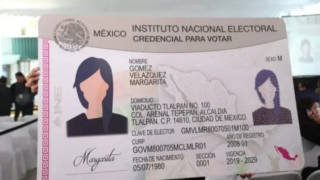 ¿Cómo tramitar y que documentación necesito para la credencial del INE en 2024? 