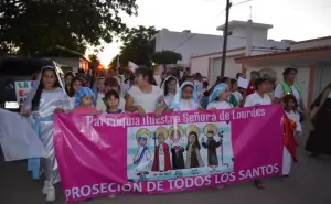 Celebran la fe católica, el don de la vida y el llamado a la Santidad en la colonia 21 de Marzo en Culiacán