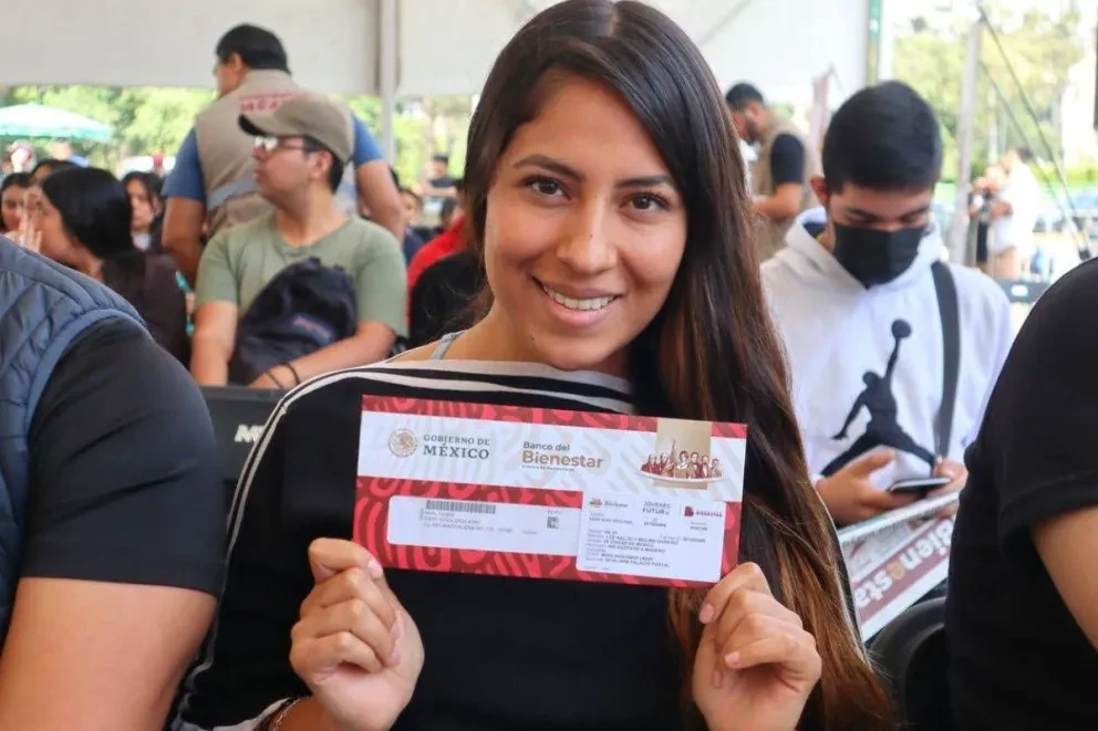El Programa Jóvenes Construyendo el Futuro está orientado a los jóvenes que no estudian ni trabajan, ofreciendo a oportunidad de ser practicantes en una empresa. Foto: Cortesía