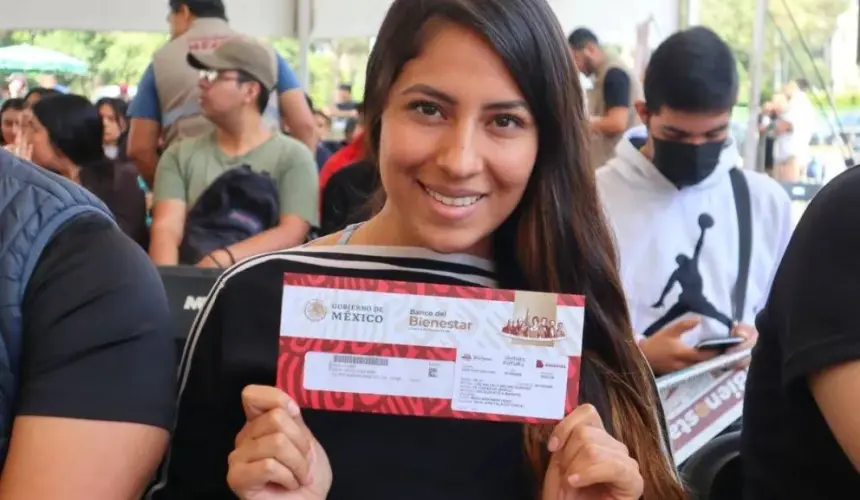 El Programa Jóvenes Construyendo el Futuro está orientado a los jóvenes que no estudian ni trabajan, ofreciendo a oportunidad de ser practicantes en una empresa. Foto: Cortesía