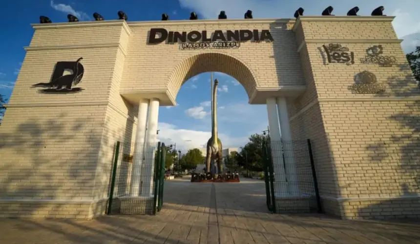 Dinolandia.