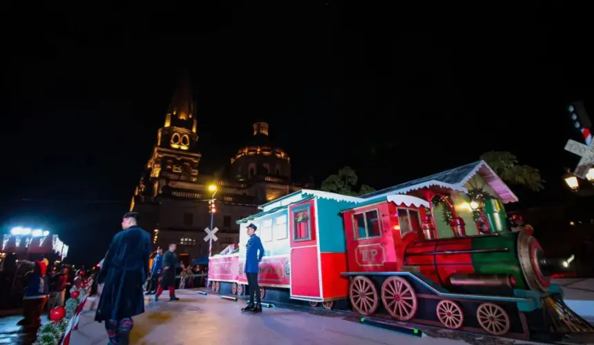 Festival de Invierno Ilusionante 2023 en Guadalajara; admira su gigante nacimiento  y árbol de Navidad