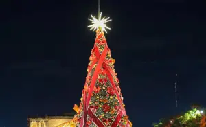 Invitan a Culichis a presenciar el encendido del árbol de Navidad de Palacio de Gobierno